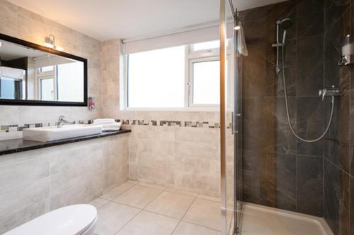 Summerfield Lodge B&B Youghal Exteriör bild